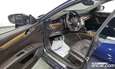 Maserati Quattroporte 2017 3.0 гидро в Москве № 282301, миниатюра 10