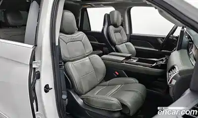 Lincoln Navigator 2023 3.5 гидро в Москве № 282306, миниатюра 10