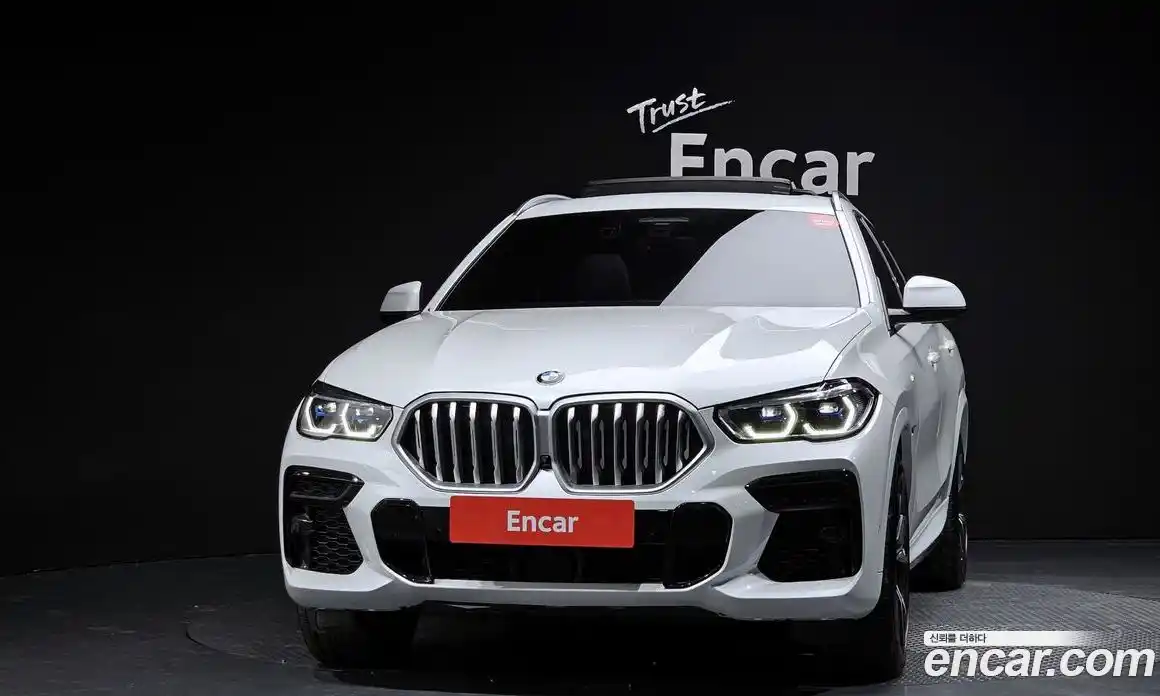 BMW X6 2023 3.0 гидро в Москве № 282448, фото 3