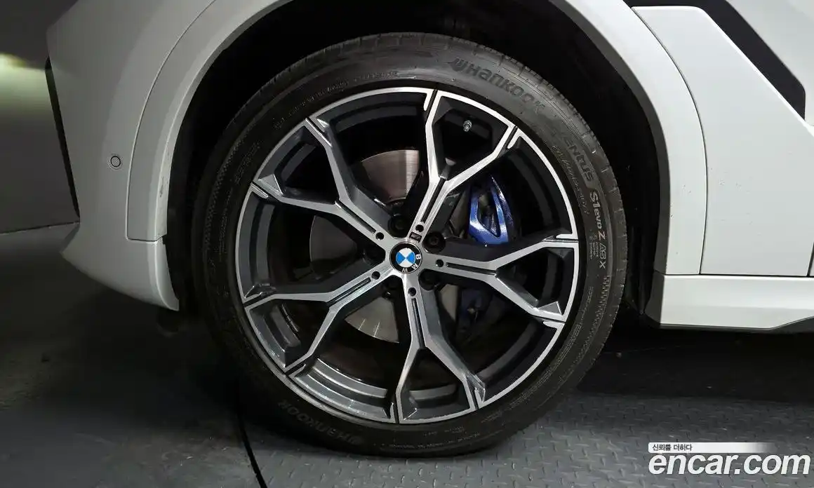 BMW X6 2023 3.0 гидро в Москве № 282448, фото 5