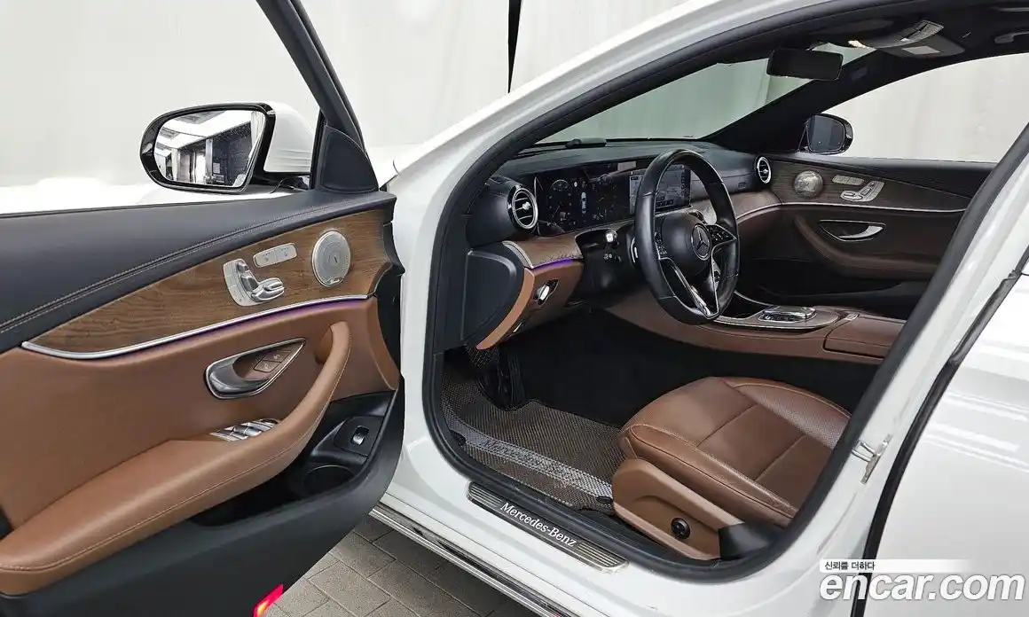 Mercedes-Benz E-Class 2022 2.0 гидро, фото 10