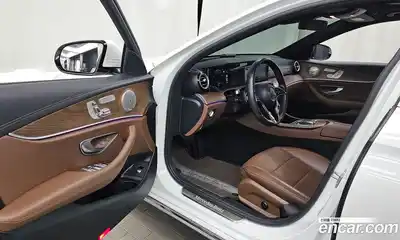 Mercedes-Benz E-Class 2022 2.0 гидро, миниатюра 10