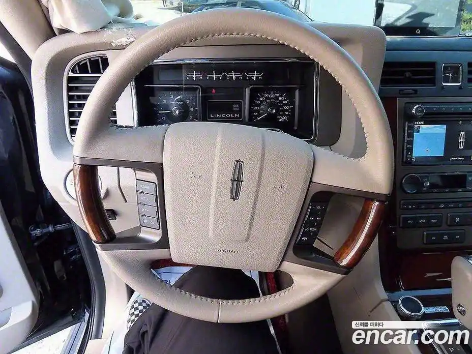 Lincoln Navigator 2014 5.0 гидро в Москве № 314083, фото 8