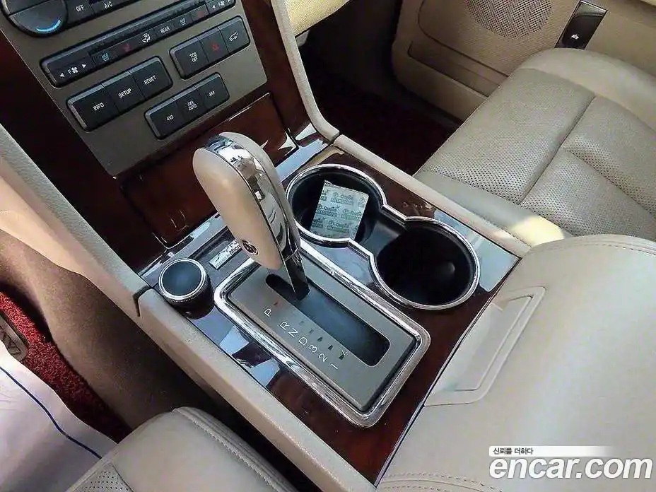 Lincoln Navigator 2014 5.0 гидро в Москве № 314083, фото 10