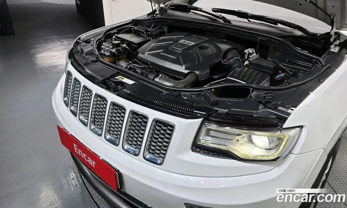 Jeep Cherokee 2016 3.0 гидро в Москве № 318258, фото 6
