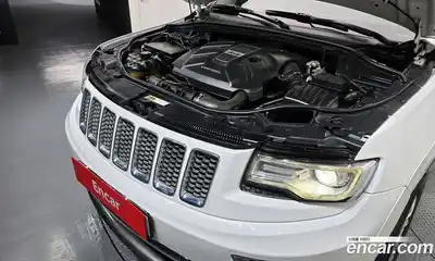 Jeep Cherokee 2016 3.0 гидро в Москве № 318258, миниатюра 6