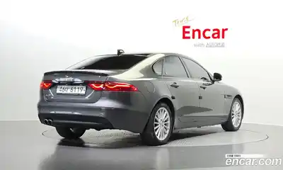 Jaguar XF 2017 2.0 гидро в Москве № 320087, миниатюра 2
