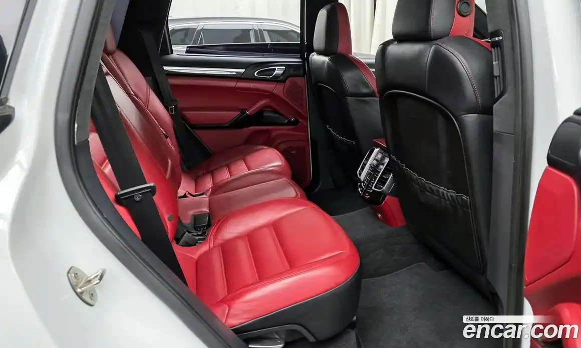 Porsche Cayenne 2016 3.6 гидро в Москве № 374243, фото 12