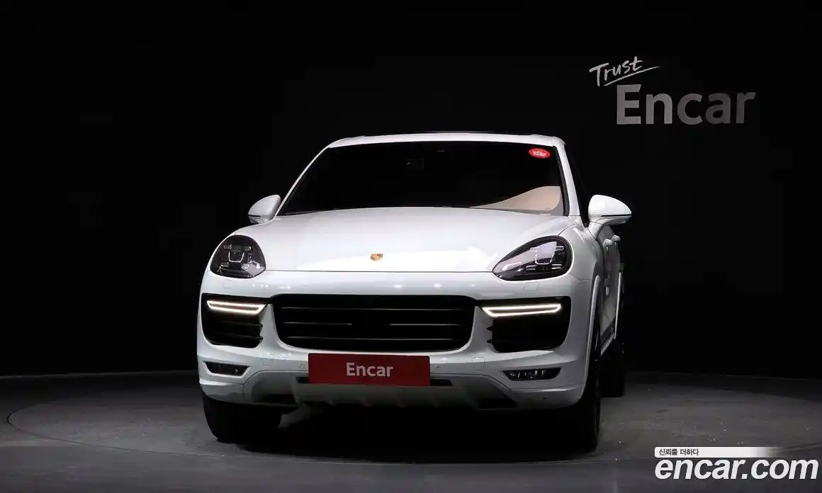 Porsche Cayenne 2016 3.6 гидро в Москве № 374243, фото 3