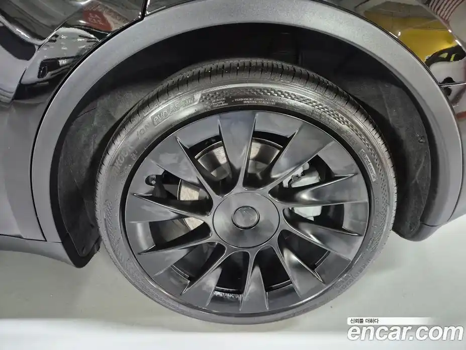 Tesla Model Y 2021 гидро в Москве № 381921, фото 16