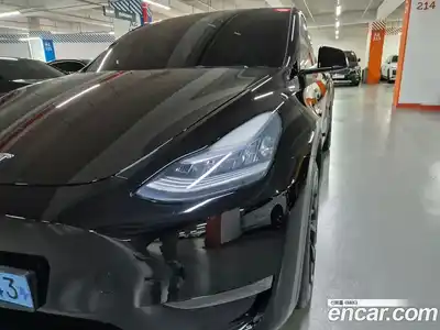 Tesla Model Y 2021 гидро в Москве № 381921, миниатюра 3