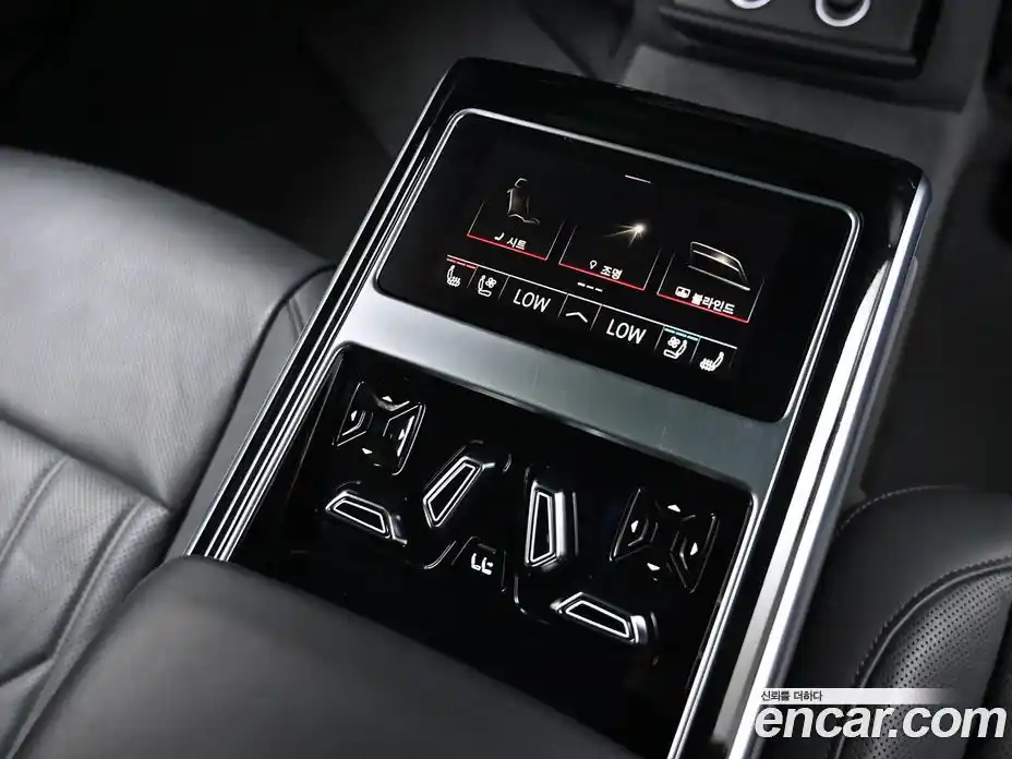Audi A8 2021 3.0 гидро в Москве № 391844, фото 16