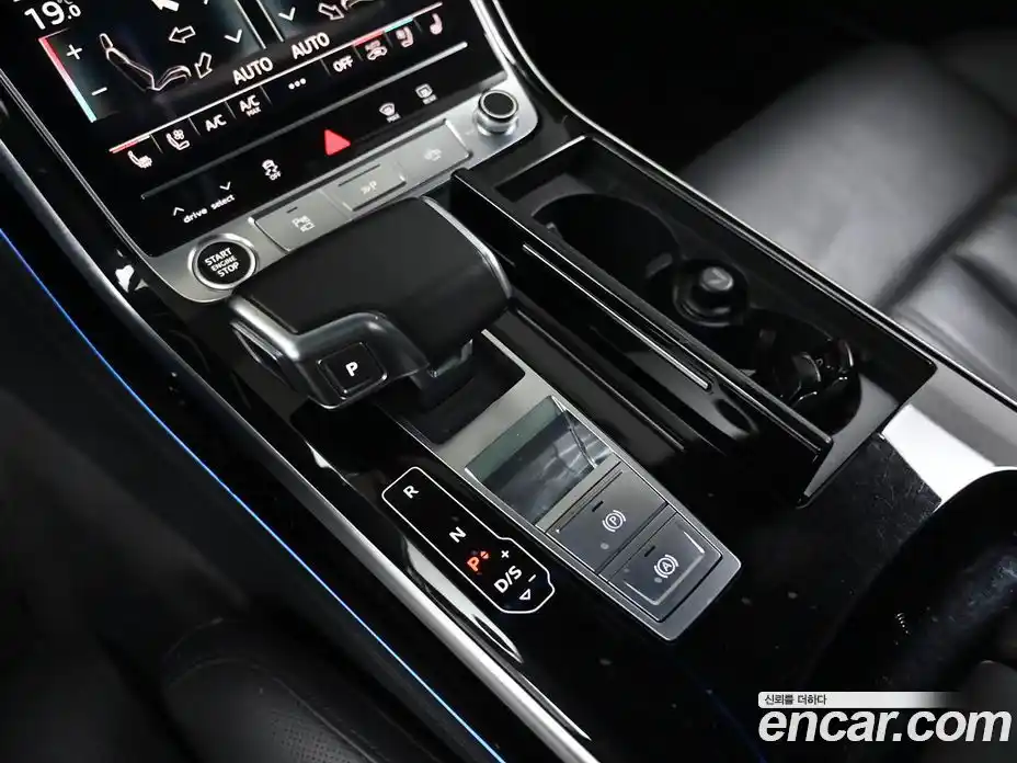 Audi A8 2021 3.0 гидро в Москве № 391844, фото 9