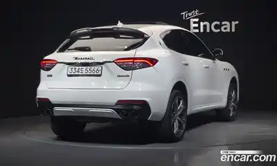 Maserati Levante 2019 3.8 гидро в Москве № 403888, миниатюра 2