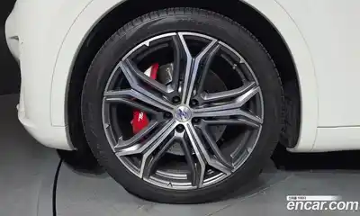 Maserati Levante 2019 3.8 гидро в Москве № 403888, миниатюра 5