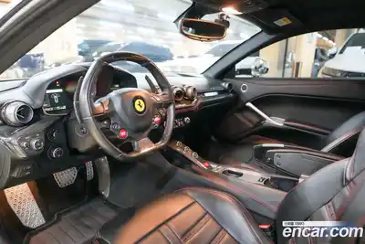 Ferrari F12 Berlinetta 2014 6.3 гидро в Москве № 433772, миниатюра 11