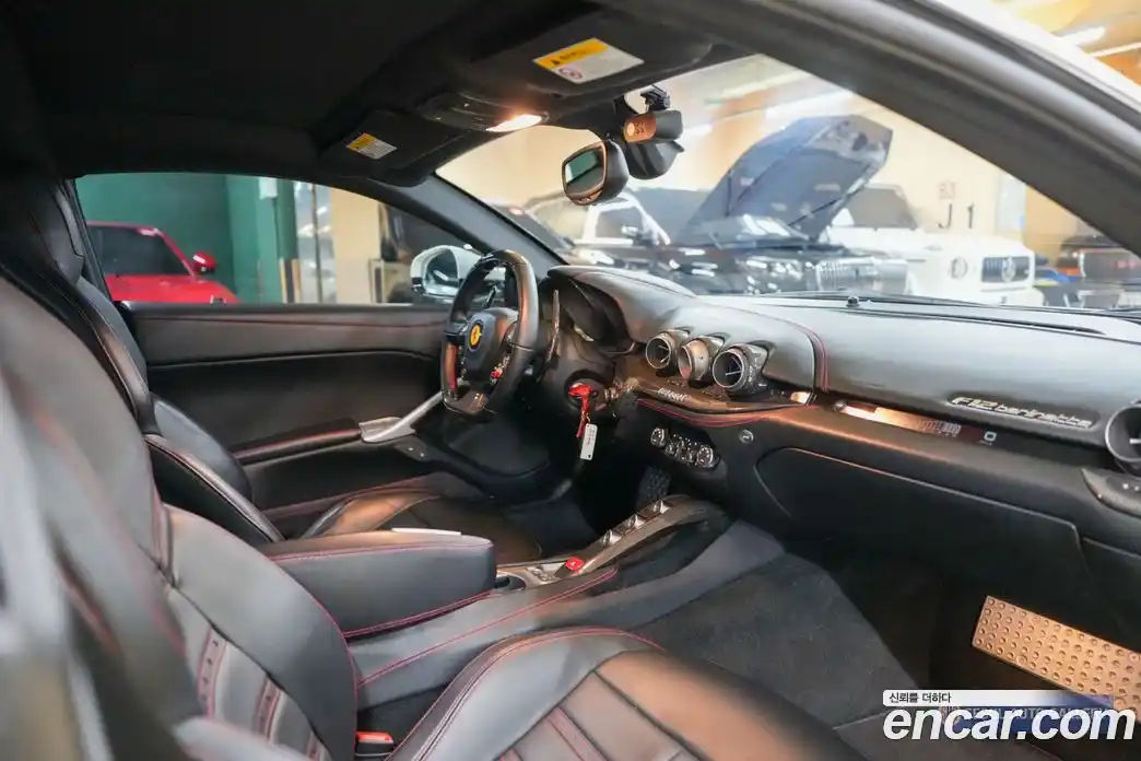 Ferrari F12 Berlinetta 2014 6.3 гидро в Москве № 433772, фото 13