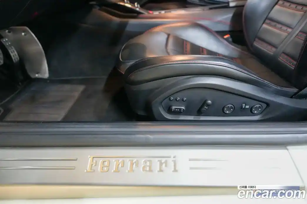 Ferrari F12 Berlinetta 2014 6.3 гидро в Москве № 433772, фото 16