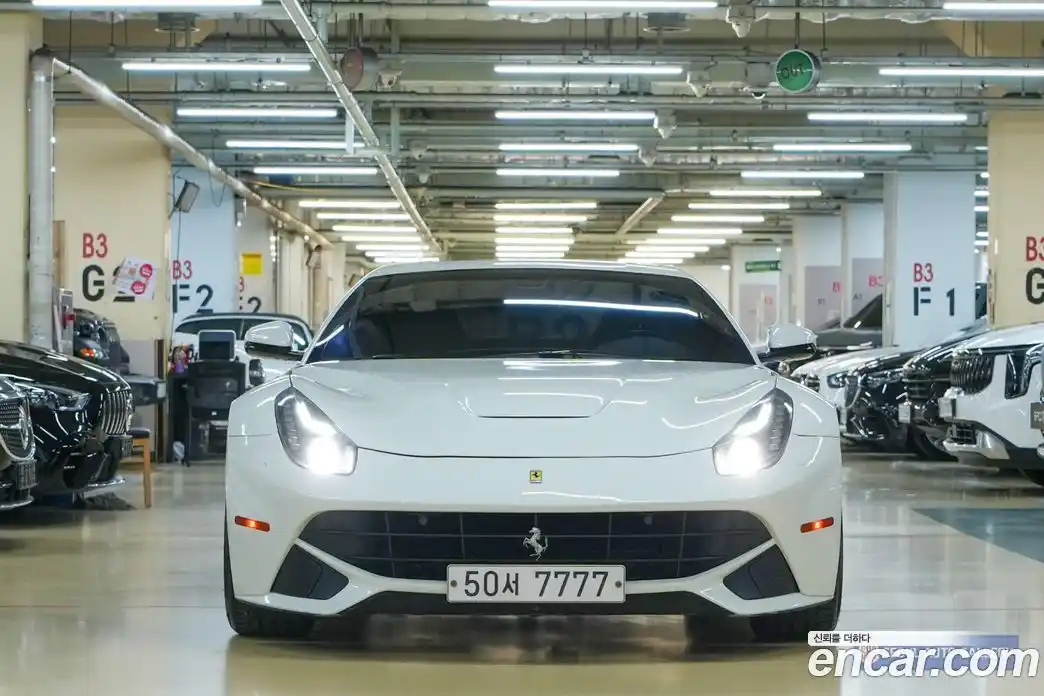 Ferrari F12 Berlinetta 2014 6.3 гидро в Москве № 433772, фото 3