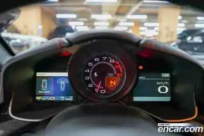 Ferrari F12 Berlinetta 2014 6.3 гидро в Москве № 433772, миниатюра 9