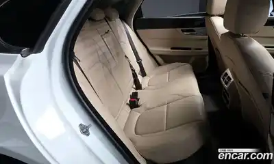 Jaguar XF 2018 2.0 гидро в Москве № 500232, миниатюра 12