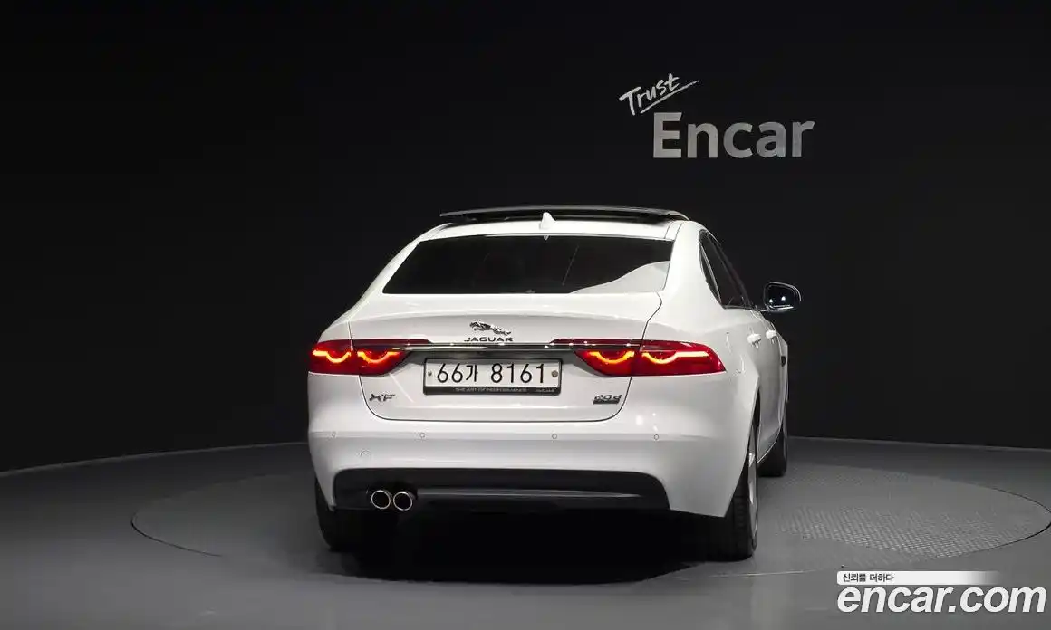 Jaguar XF 2018 2.0 гидро в Москве № 500232, фото 4