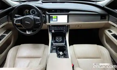 Jaguar XF 2018 2.0 гидро в Москве № 500232, миниатюра 7