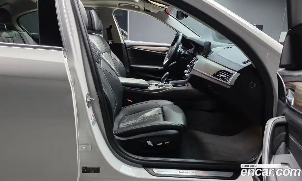 BMW 5-Series 2019 2.0 гидро в Москве № 526610, фото 10