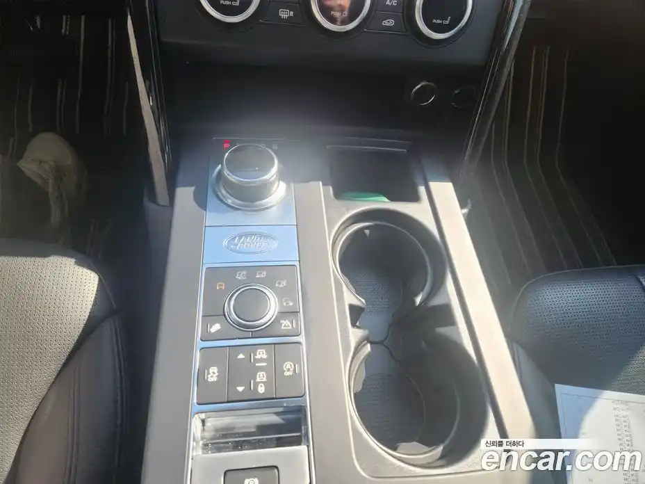 Land Rover Discovery 2019 2.0 гидро в Москве № 594923, фото 17