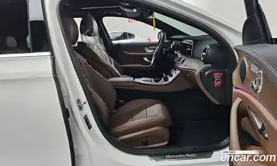 Mercedes-Benz E-Class 2021 2.0 гидро, миниатюра 11