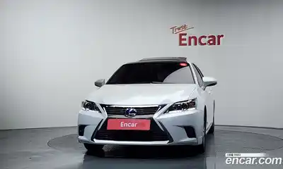 Lexus CT200h 2016 1.8 гидро в Москве № 628659, миниатюра 3