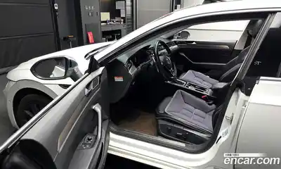 Volkswagen Arteon 2019 2.0 гидро в Москве № 629149, миниатюра 10
