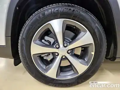 Jeep Cherokee 2022 2.4 гидро в Москве № 725361, миниатюра 5