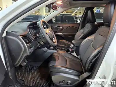 Jeep Cherokee 2022 2.4 гидро в Москве № 725361, миниатюра 10