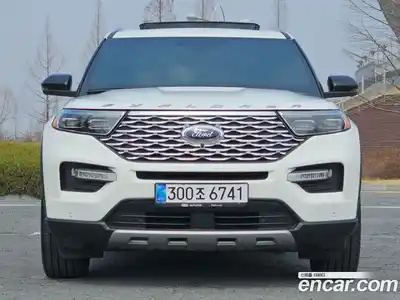 Ford Explorer, 2021