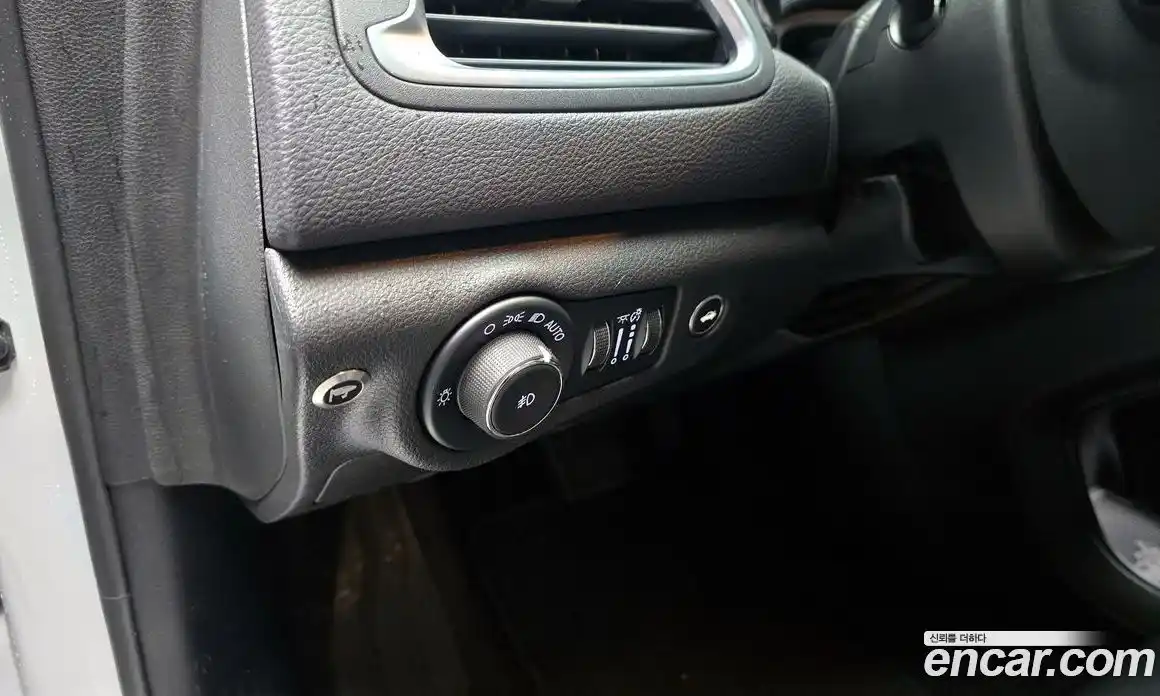 Chrysler 200 2015 2.4 гидро в Москве № 761342, фото 17