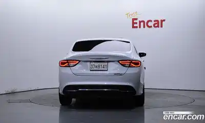 Chrysler 200 2015 2.4 гидро в Москве № 761342, миниатюра 4