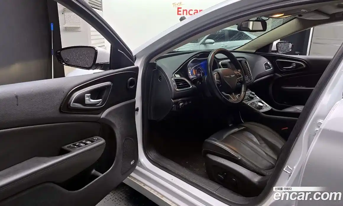 Chrysler 200 2015 2.4 гидро в Москве № 761342, фото 10