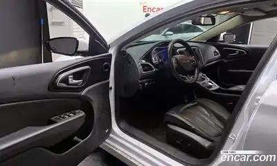Chrysler 200 2015 2.4 гидро в Москве № 761342, миниатюра 10