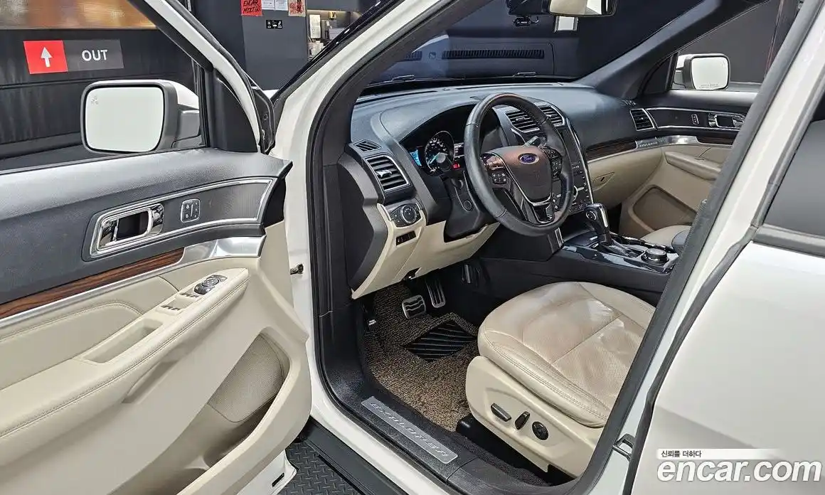 Ford Explorer 2019 2.3 гидро в Москве № 767636, фото 11