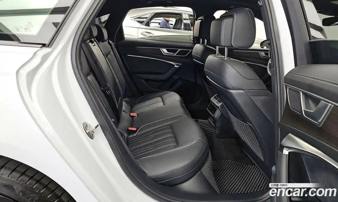 Audi A6 2025 2.0 гидро, фото 12