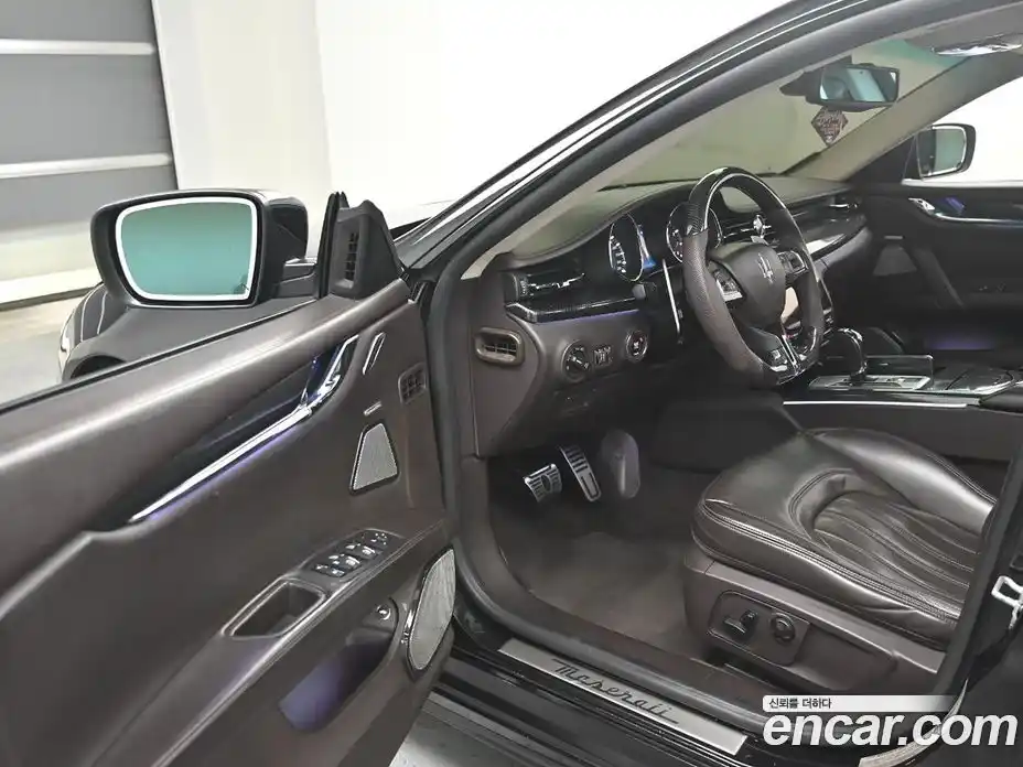 Maserati Quattroporte 2013 3.0 гидро в Москве № 803333, фото 11