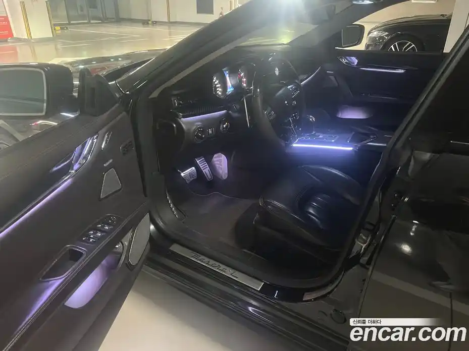 Maserati Quattroporte 2013 3.0 гидро в Москве № 803333, фото 8