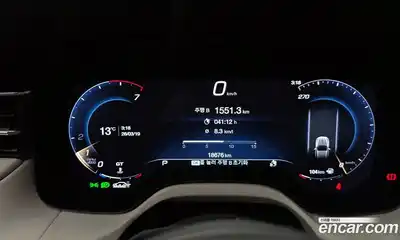 Maserati Grecale 2023 2.0 гидро в Москве № 827322, миниатюра 8