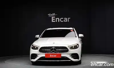 Mercedes-Benz E-Class 2022 2.0 гидро, миниатюра 3