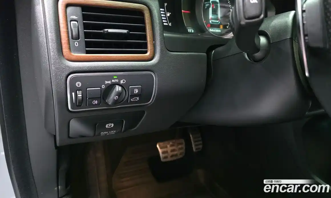 Volvo XC70 2013 2.4 гидро в Москве № 860431, фото 18