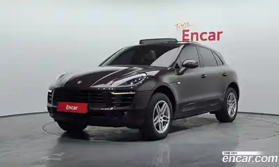 Porsche Macan, 2015