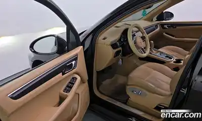 Porsche Macan 2015 2.0 гидро в Москве № 860946, миниатюра 10