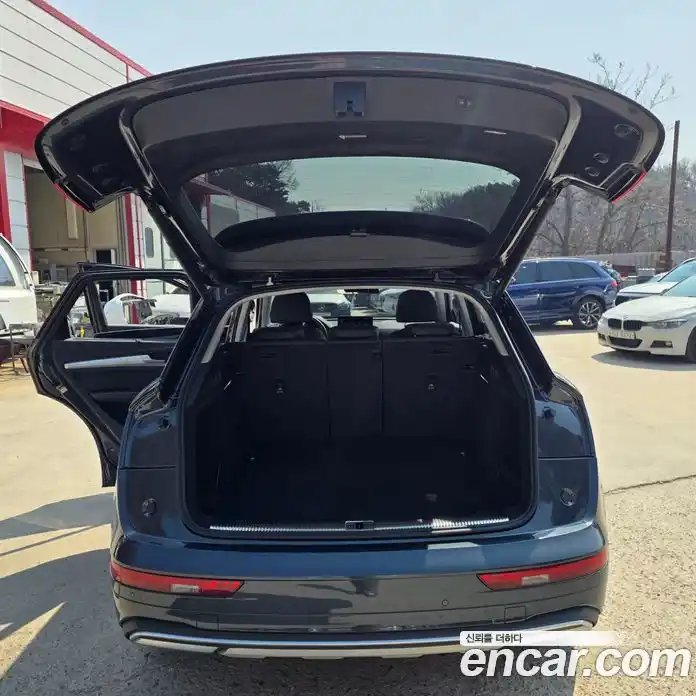 Audi Q5 2022 2.0 гидро в Москве, фото 16
