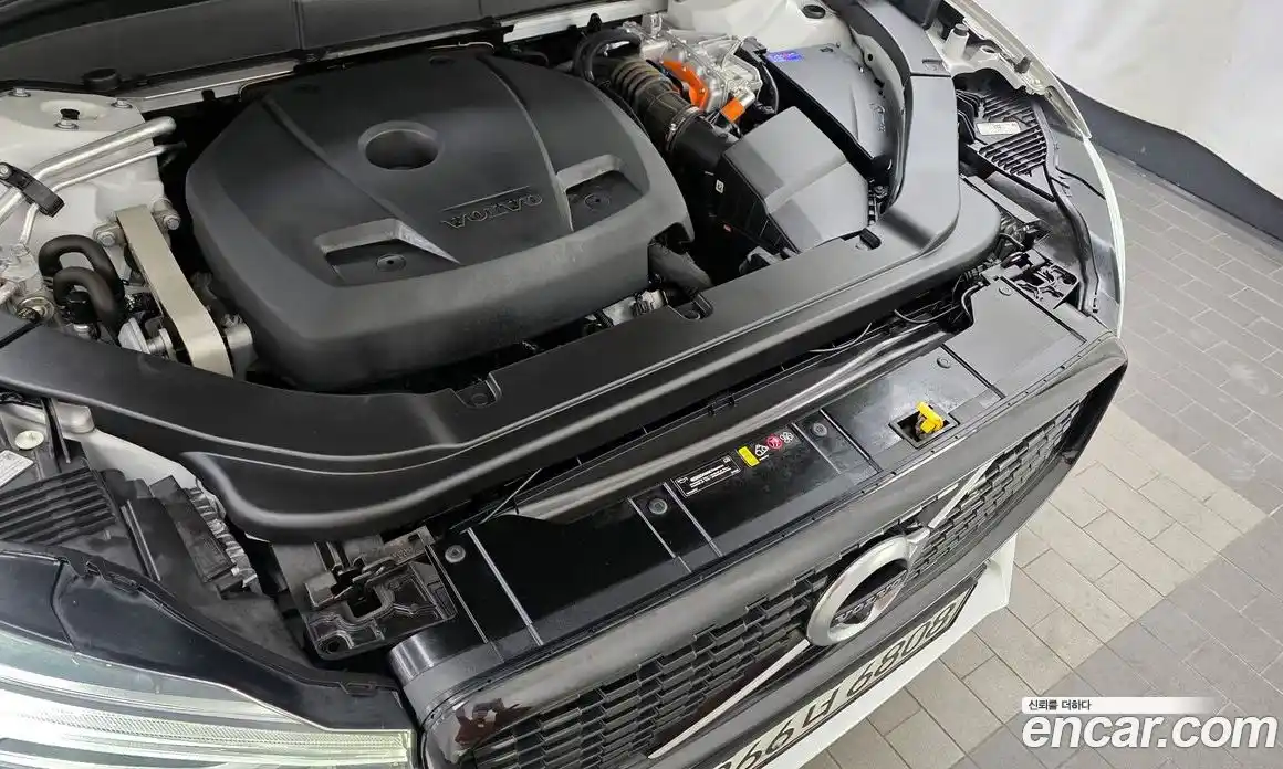 Volvo XC60 2021 2.0 гидро в Москве № 894326, фото 6